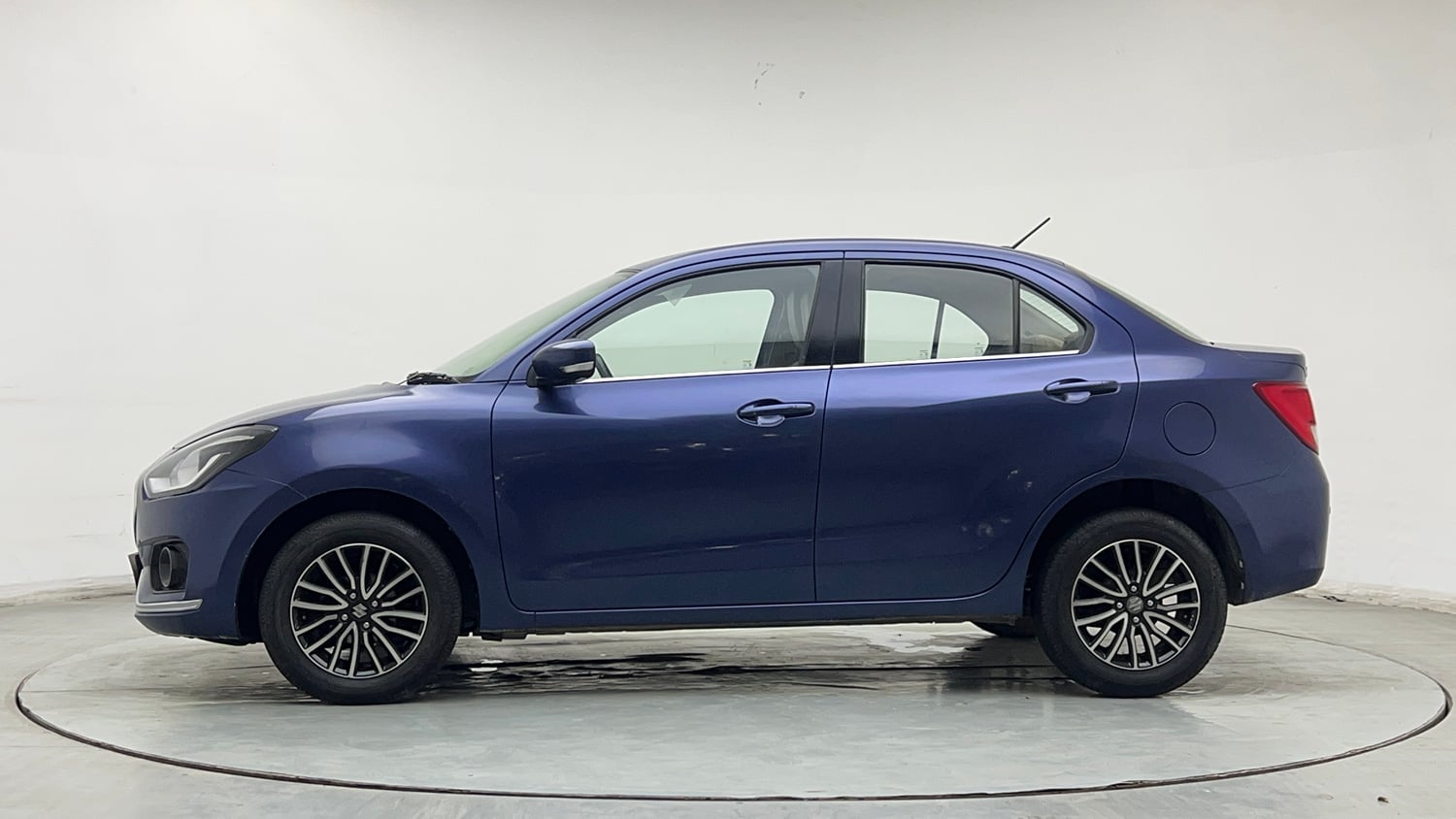 Used 2019 Maruti Suzuki Dzire ZXi Plus AMT Petrol Automatic exterior LEFT SIDE VIEW