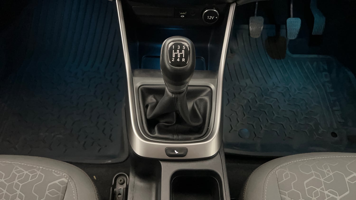Used 2021 Tata Altroz XZ Petrol Petrol Manual interior GEAR  KNOB VIEW