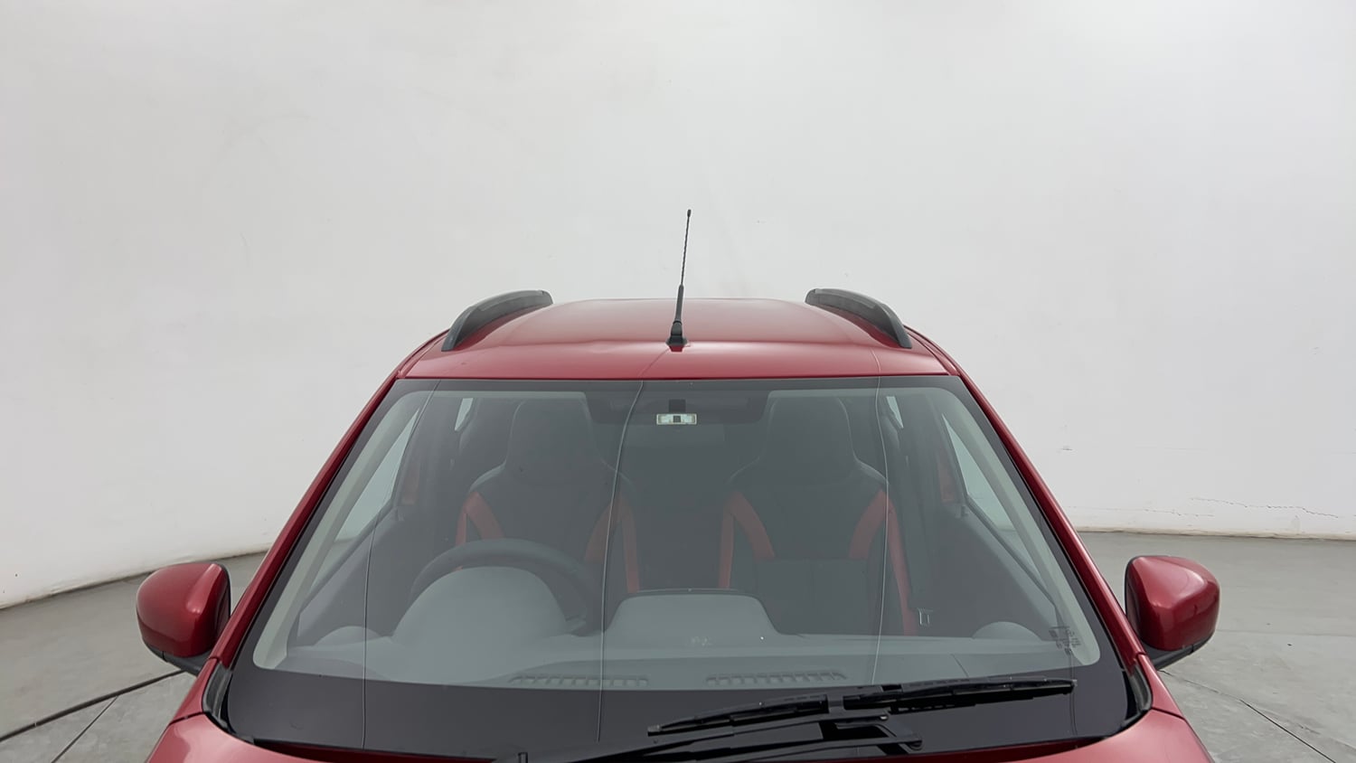 Used 2017 Renault Kwid 1.0 RXT AMT Petrol Automatic exterior FRONT WINDSHIELD VIEW