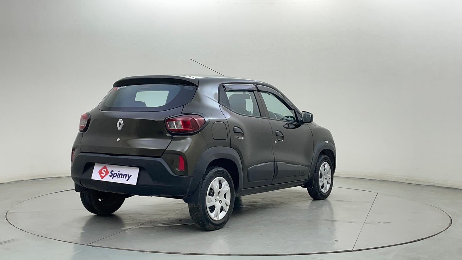 Used 2023 Renault Kwid RXL (O) 1.0 Petrol Manual exterior RIGHT REAR CORNER VIEW