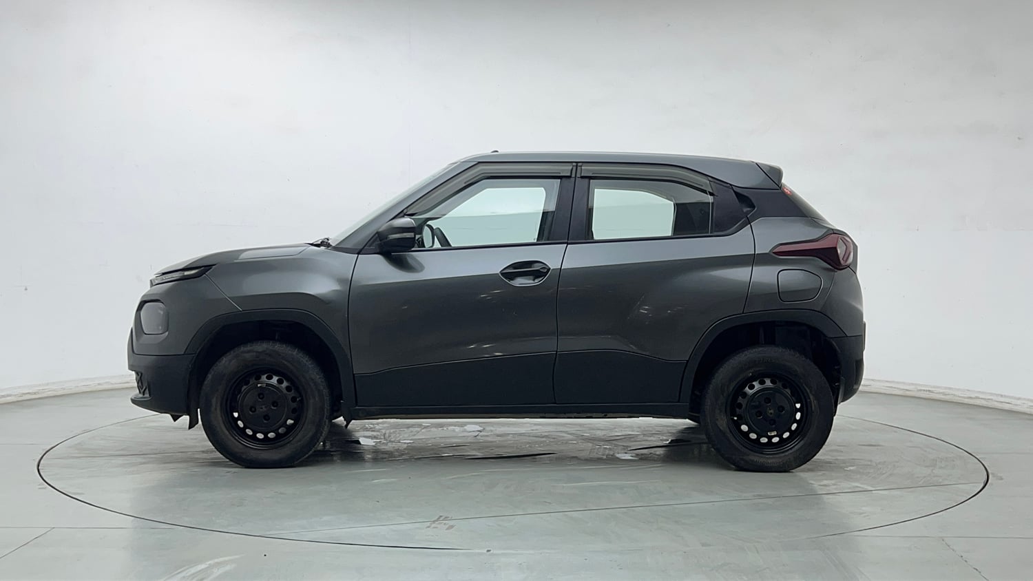 Used 2022 Tata Punch Pure MT Petrol Manual exterior LEFT SIDE VIEW