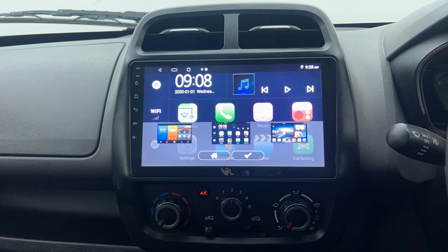 Used 2018 Renault Kwid 1.0 RXT AMT Petrol Automatic interior MUSIC SYSTEM & AC CONTROL VIEW
