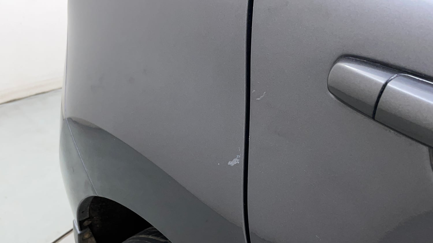 Used 2017 Maruti Suzuki Baleno Delta 1.2 AT Petrol Automatic dents MINOR SCRATCH