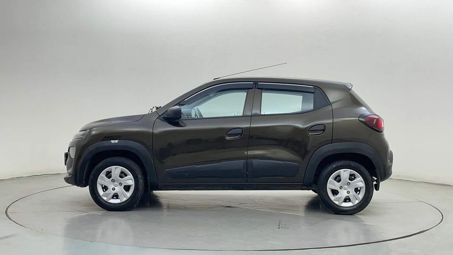 Used 2023 Renault Kwid RXL (O) 1.0 Petrol Manual exterior LEFT SIDE VIEW