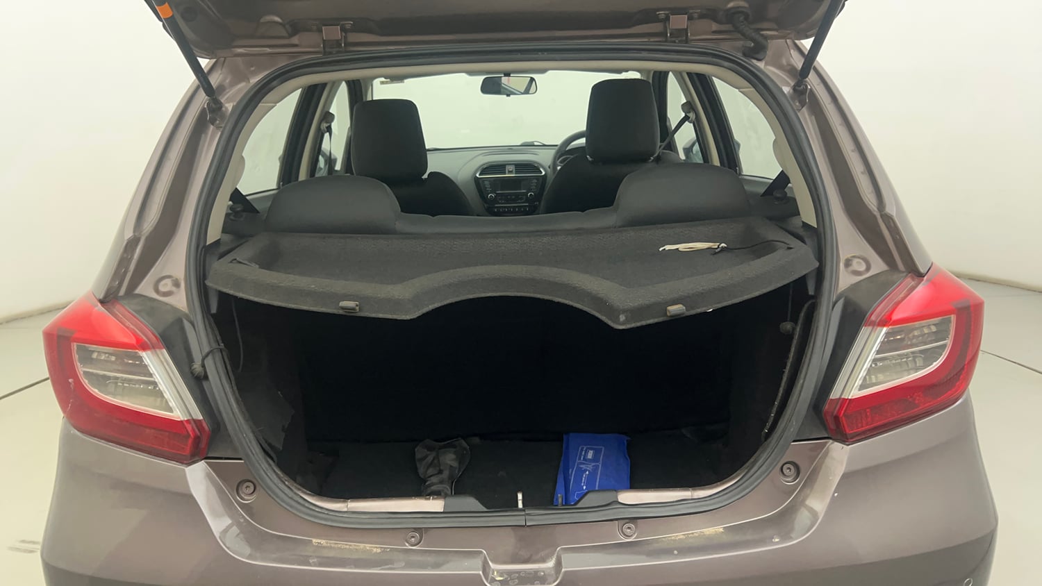 Used 2017 Tata Tiago Revotron XZA Petrol Automatic interior DICKY INSIDE VIEW