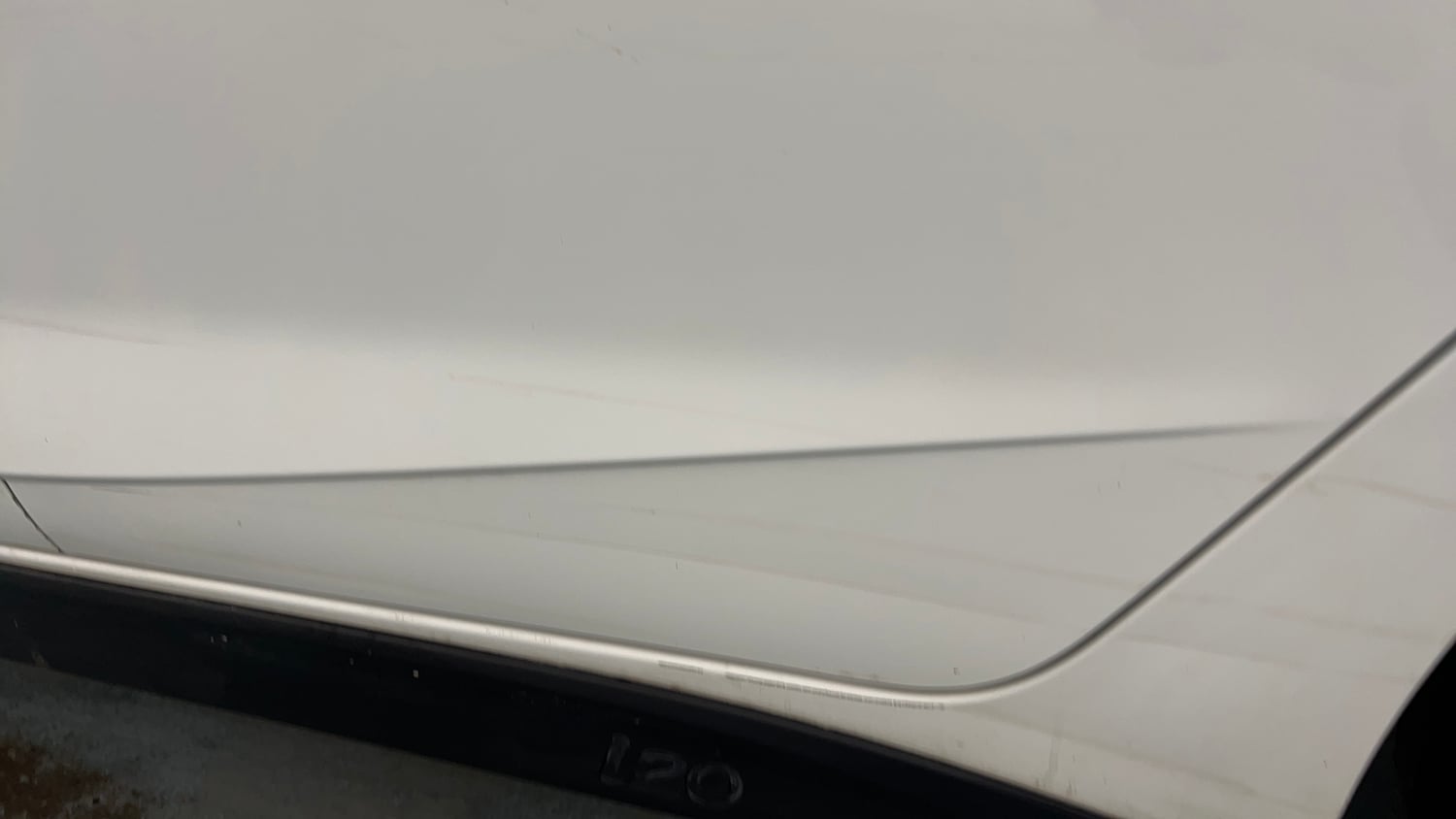 Used 2023 Hyundai i20 Sportz 1.2 MT Petrol Manual dents MINOR SCRATCH