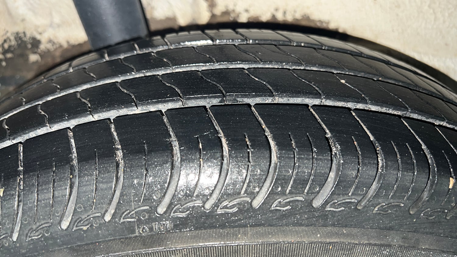 Used 2024 Maruti Suzuki Wagon R ZXI Plus 1.2 Petrol Manual tyres RIGHT REAR TYRE TREAD VIEW