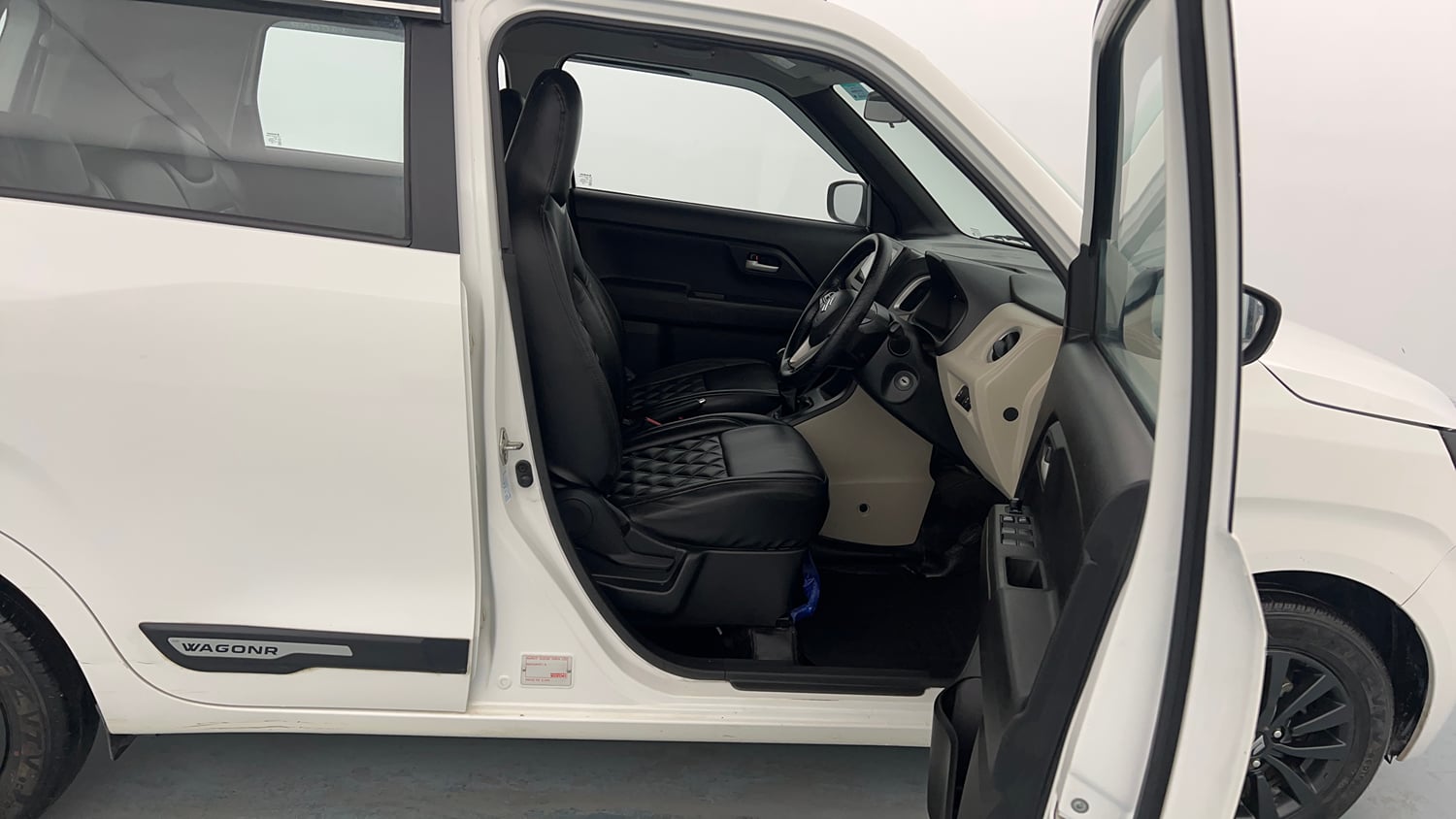 Used 2024 Maruti Suzuki Wagon R ZXI Plus 1.2 Petrol Manual interior RIGHT SIDE FRONT DOOR CABIN VIEW