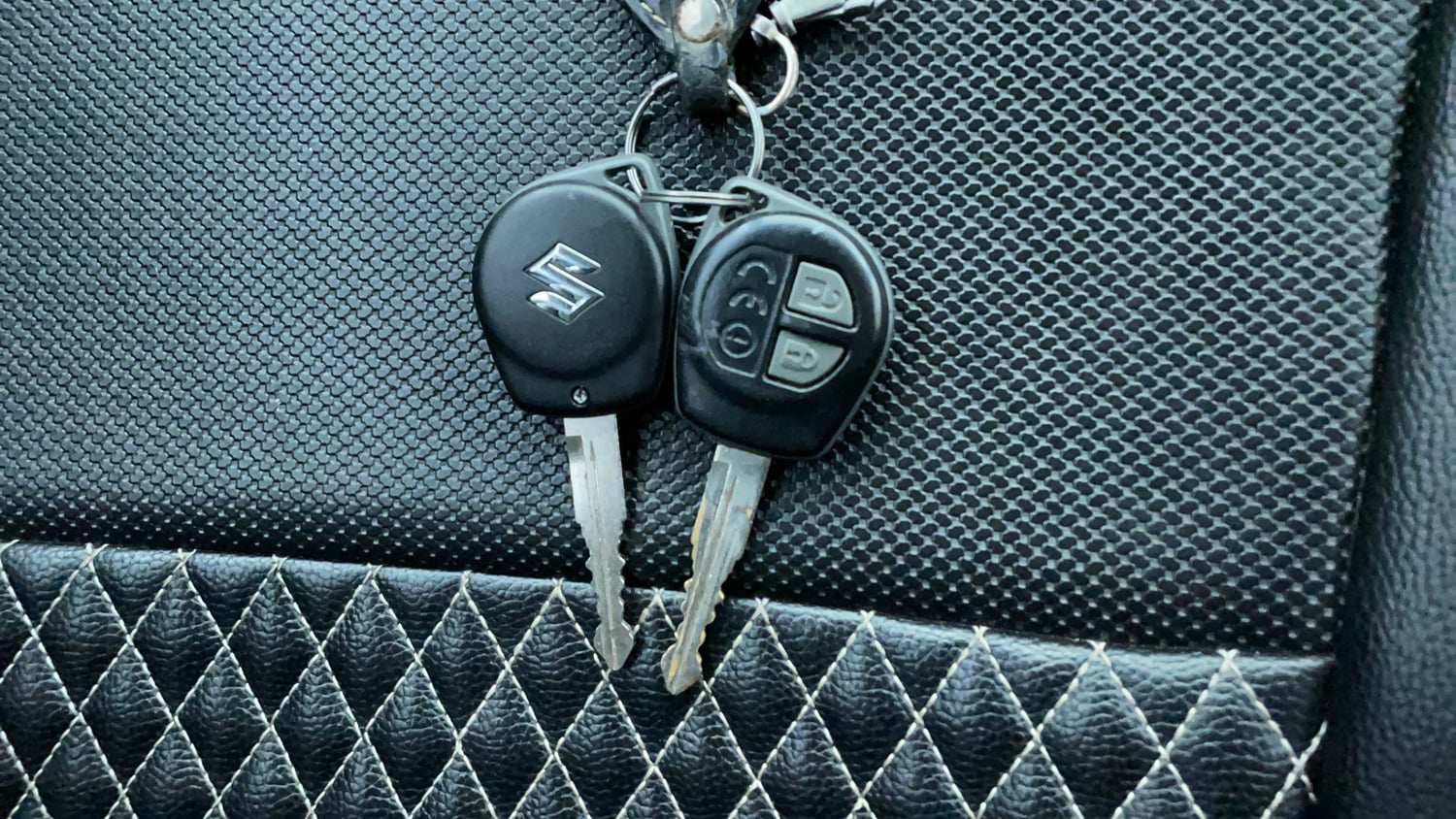 Used 2017 Maruti Suzuki Baleno Delta 1.2 AT Petrol Automatic extra CAR KEY VIEW
