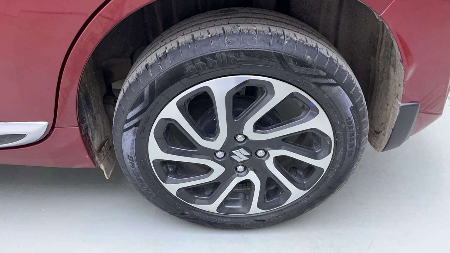 Used 2024 Maruti Suzuki Baleno Alpha MT Petrol Manual tyres LEFT REAR TYRE RIM VIEW