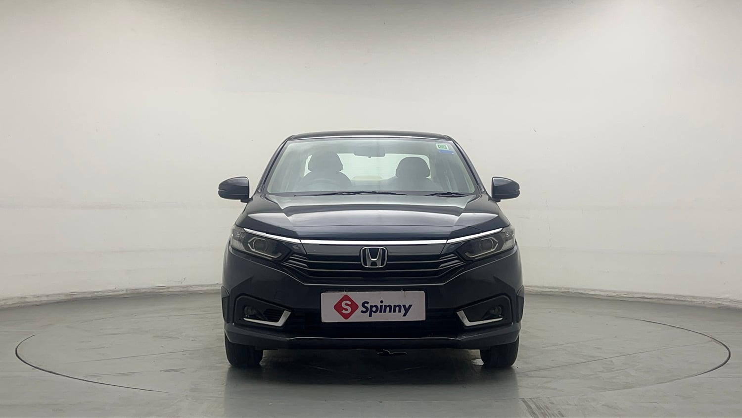 Used 2023 Honda Amaze VX 1.2 Petrol CVT Petrol Automatic exterior FRONT VIEW