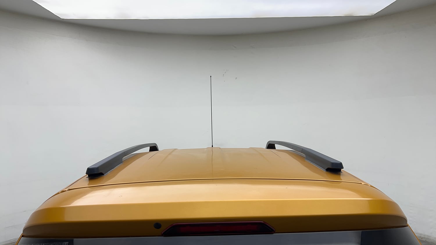 Used 2022 Renault Triber RXT Petrol Manual exterior EXTERIOR ROOF VIEW