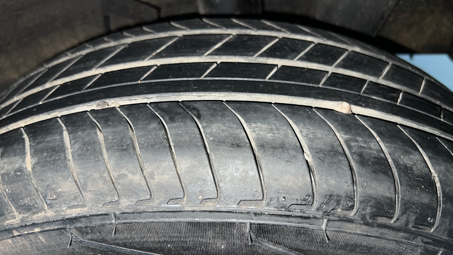 Used 2025 Hyundai Exter S Plus 1.2 AMT Petrol Automatic tyres LEFT REAR TYRE TREAD VIEW