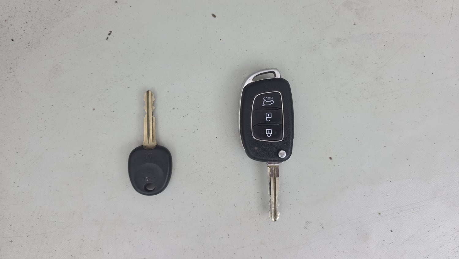 Used 2017 Hyundai Elite i20 Asta 1.2 Petrol Manual extra CAR KEY VIEW
