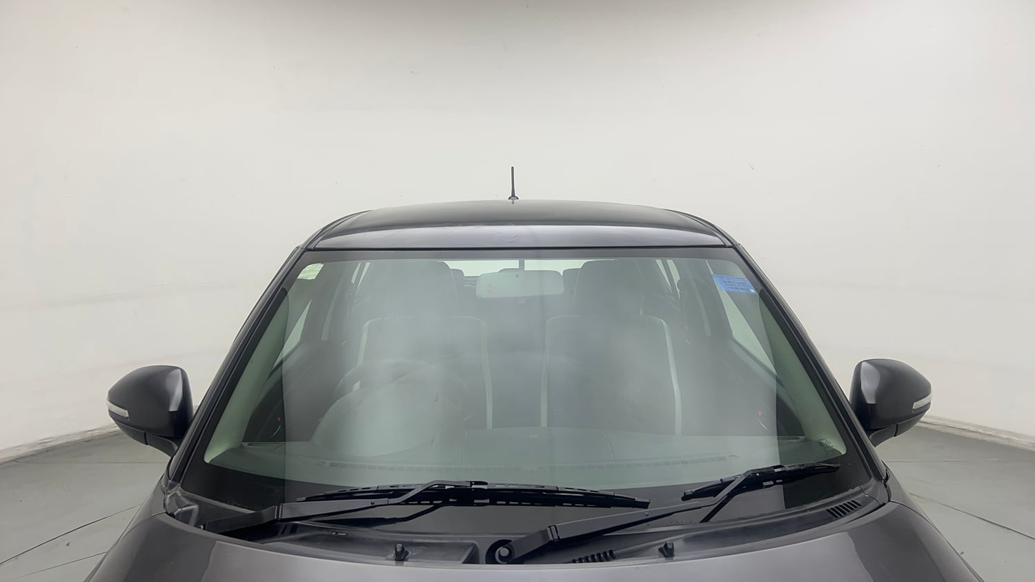 Used 2015 Maruti Suzuki Swift VXi Petrol Manual exterior FRONT WINDSHIELD VIEW