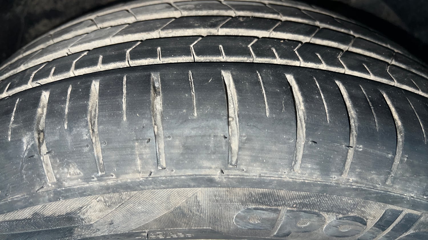 Used 2022 Maruti Suzuki Baleno Alpha MT Petrol Manual tyres RIGHT FRONT TYRE TREAD VIEW