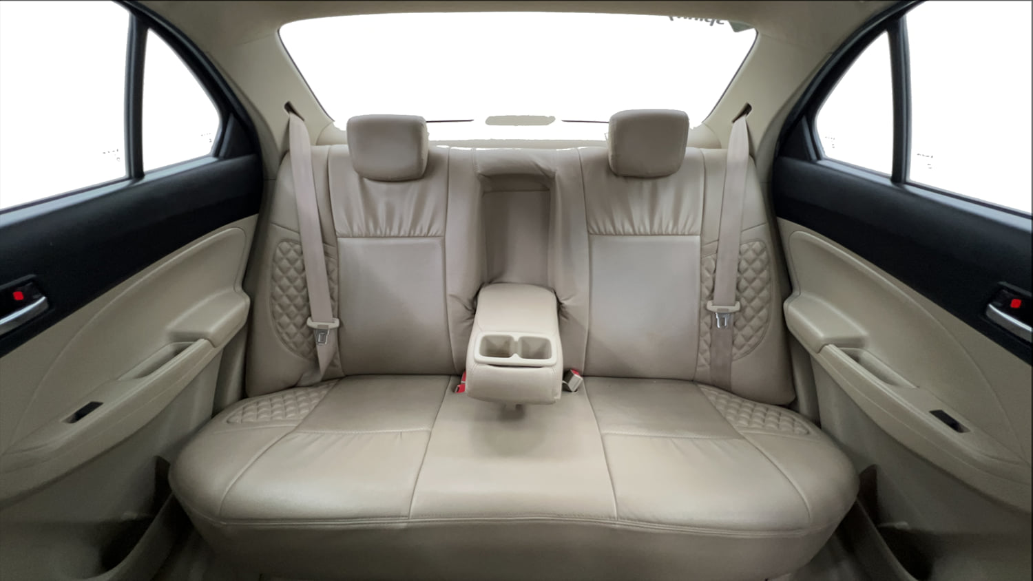 Used 2018 Maruti Suzuki Dzire VXi Petrol Manual interior REAR SEAT CONDITION VIEW
