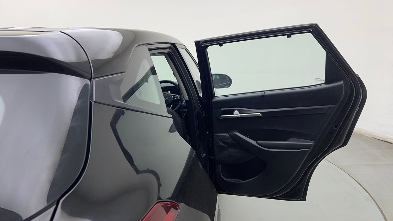 Used 2025 Kia Seltos HTE (O)1.5 Petrol MT Petrol Manual interior RIGHT REAR DOOR OPEN VIEW