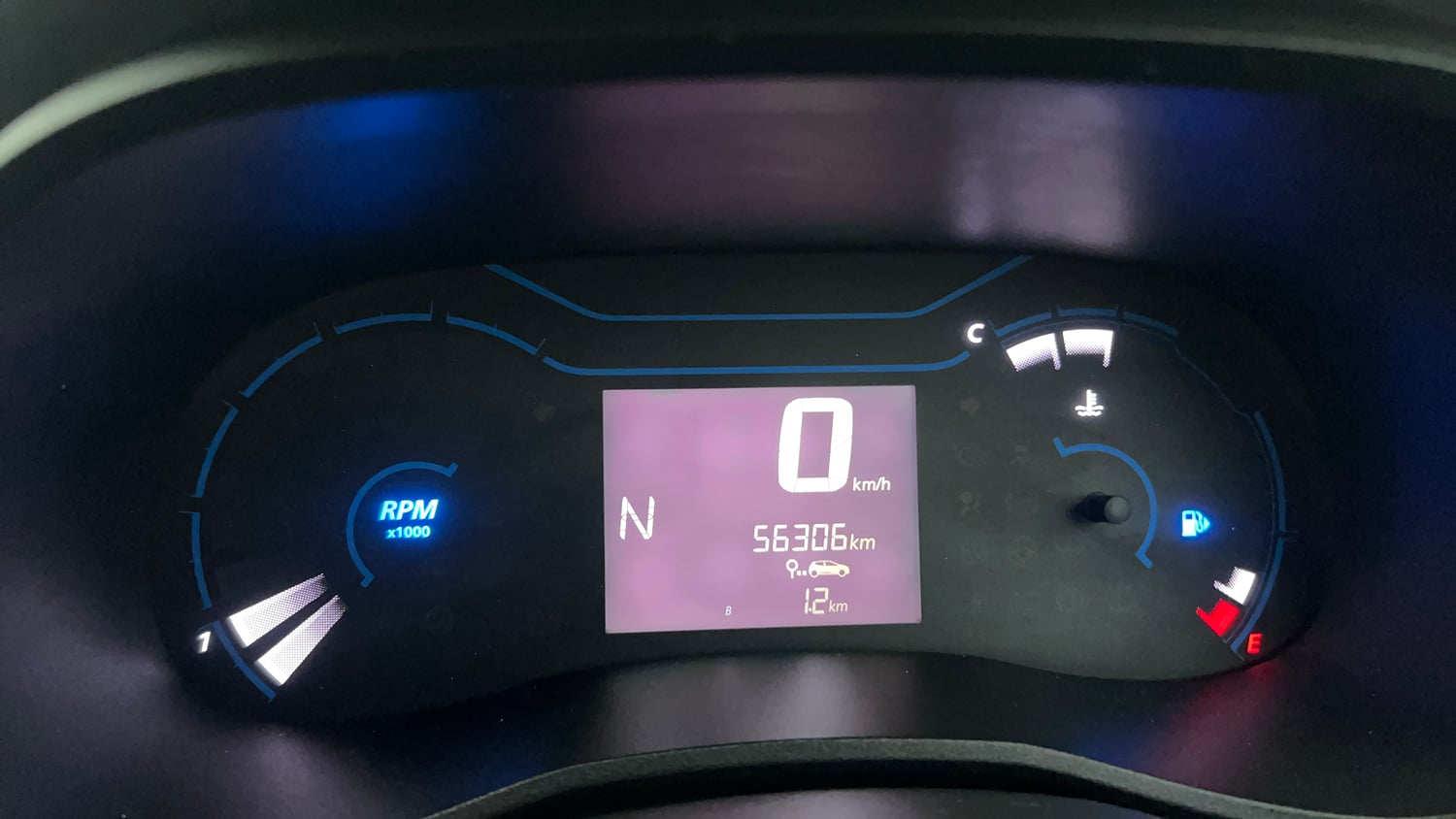 Used 2020 Renault Kwid 1.0 RXT AMT Opt Petrol Automatic interior CLUSTERMETER VIEW