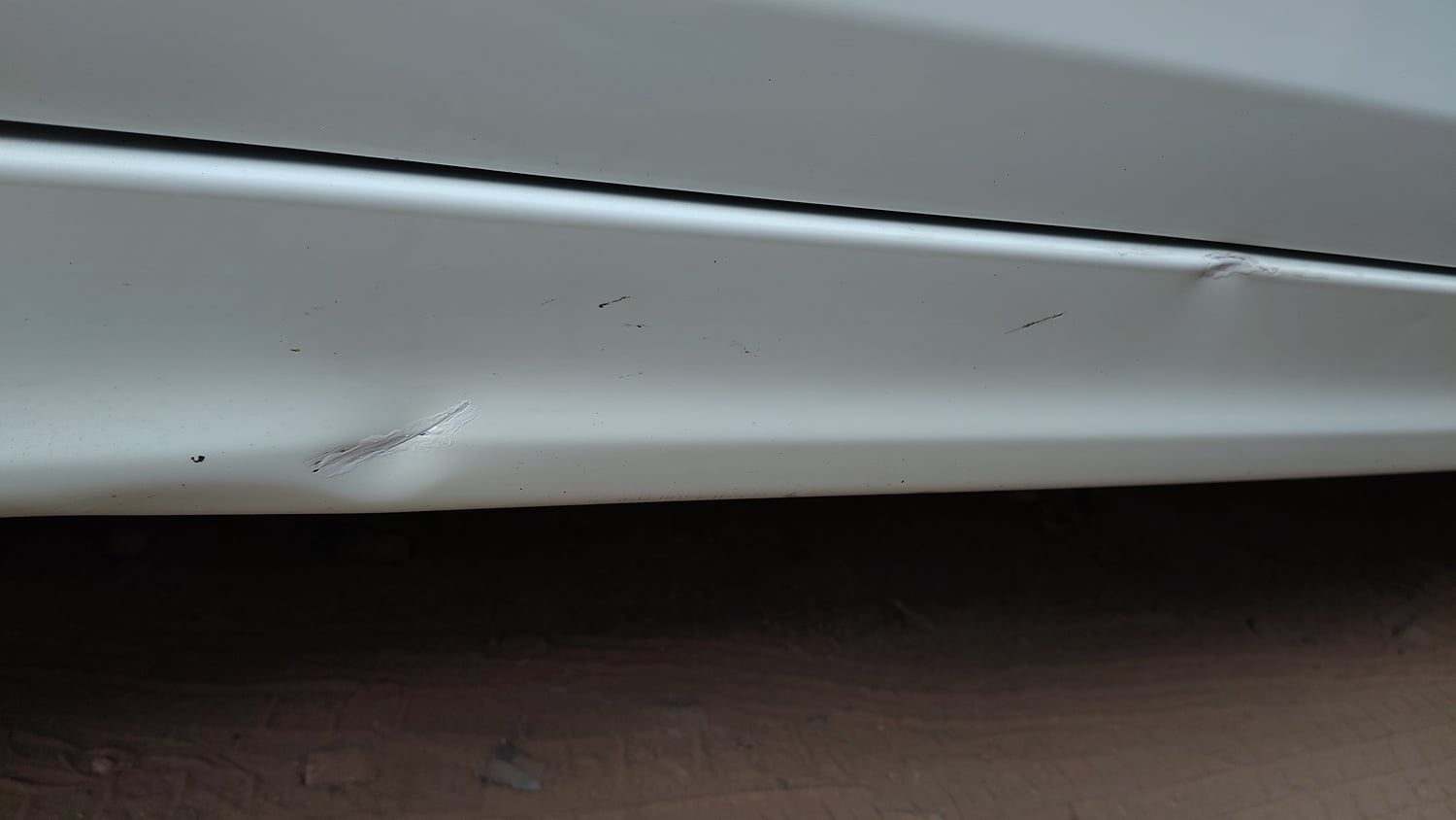 Used 2025 Tata Tiago XT Petrol Manual dents MINOR SCRATCH