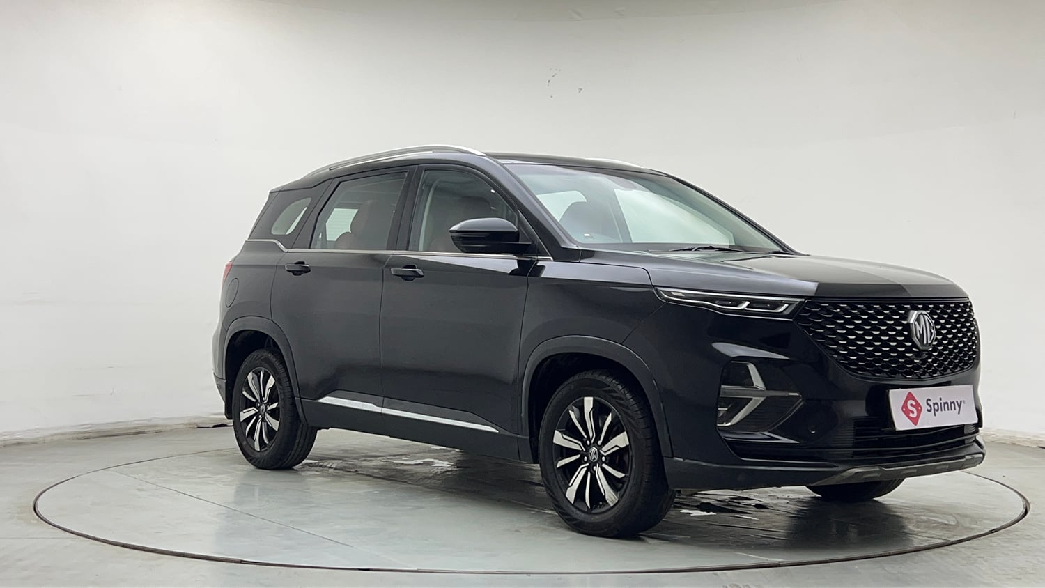 Used 2020 MG Motors Hector Plus Sharp 1.5 DCT Petrol Petrol Automatic exterior RIGHT FRONT CORNER VIEW