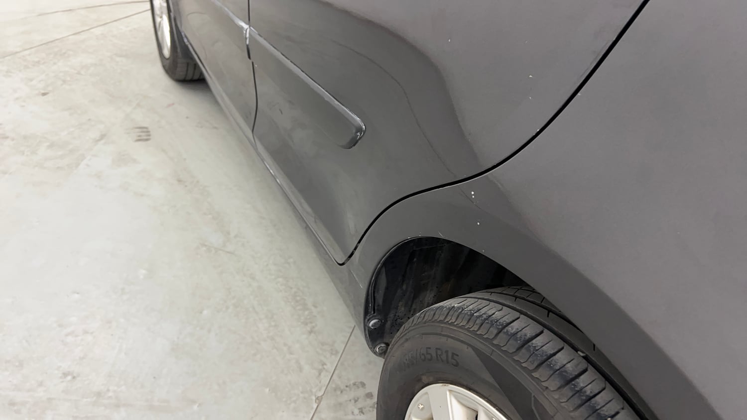 Used 2015 Maruti Suzuki Swift ZDi Diesel Manual dents MINOR SCRATCH
