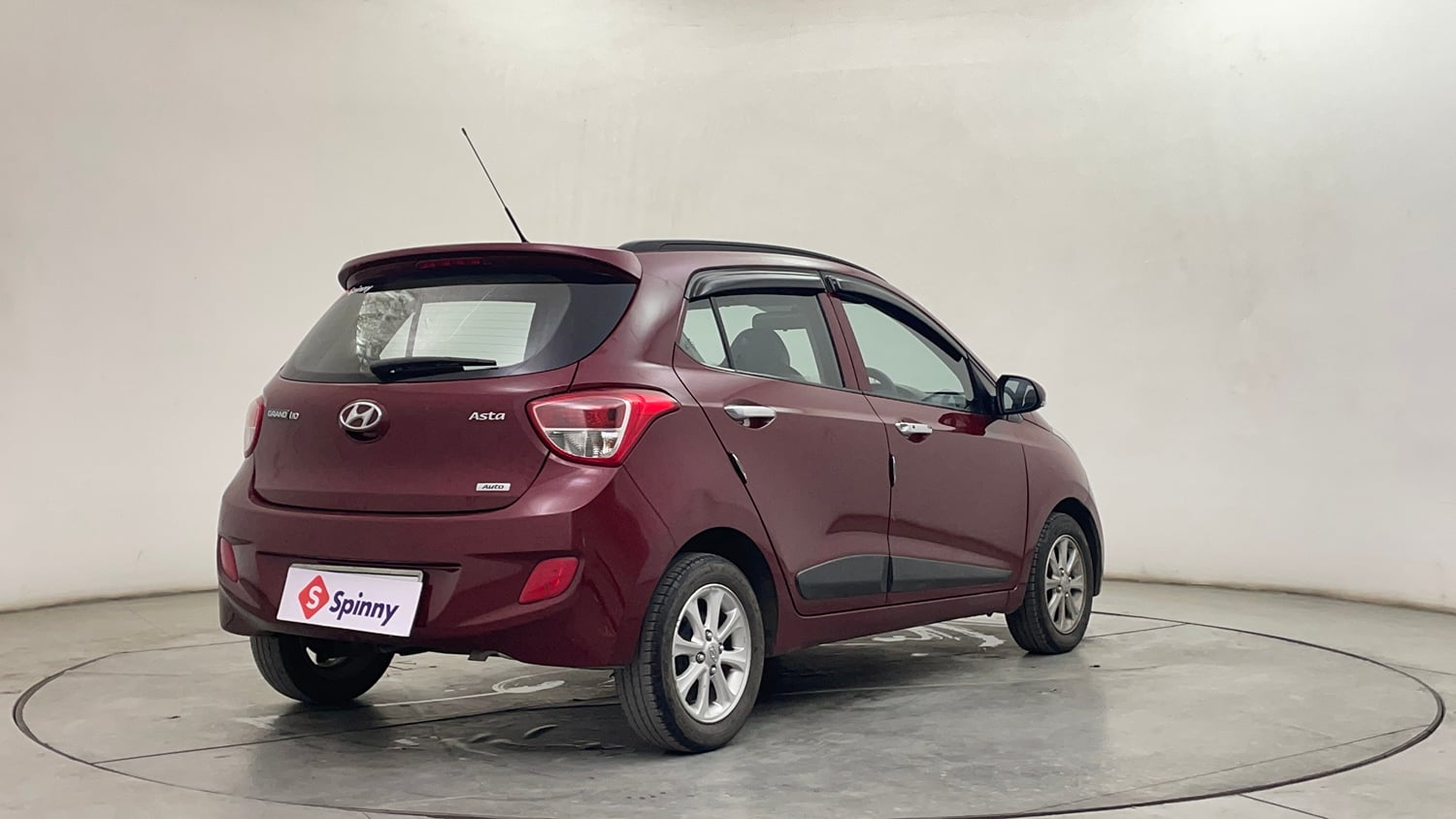 Used 2015 Hyundai Grand i10 Asta AT 1.2 Kappa VTVT Petrol Automatic exterior RIGHT REAR CORNER VIEW