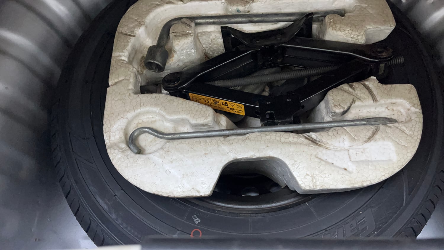 Used 2014 Nissan Micra Active XL Petrol Manual tyres SPARE TYRE VIEW