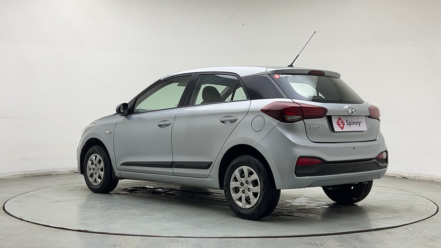 Used 2019 Hyundai Elite i20 Magna Executive 1.2 Petrol Manual exterior LEFT REAR CORNER VIEW