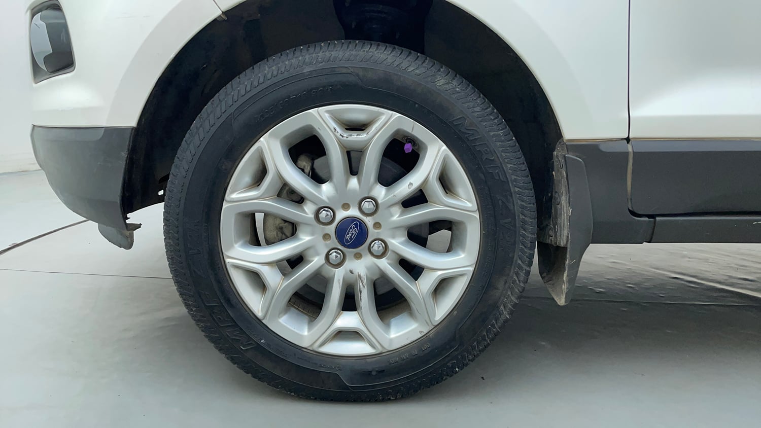 Used 2014 Ford EcoSport Titanium 1.5 TDCi (Opt) Diesel Manual tyres LEFT FRONT TYRE RIM VIEW