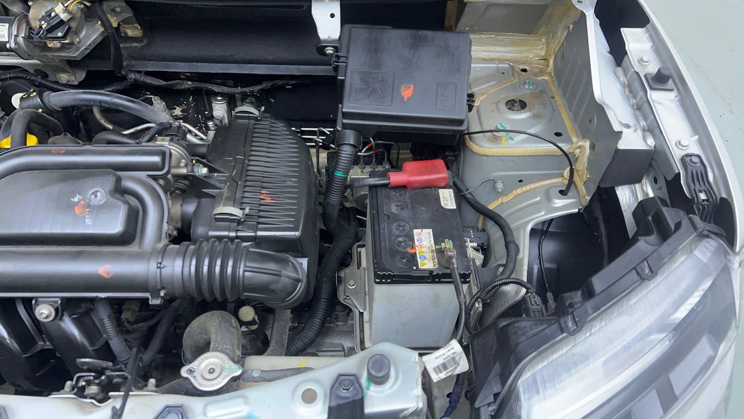Used 2023 Renault Kwid CLIMBER Petrol Manual engine ENGINE LEFT SIDE VIEW