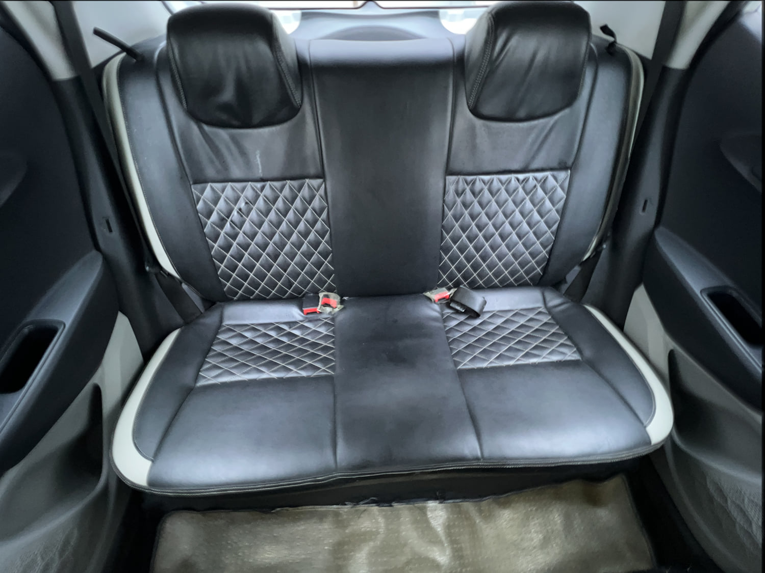 Used 2022 Hyundai Grand i10 Nios Sportz 1.2 Kappa VTVT CNG Cng Manual interior REAR SEAT CONDITION VIEW