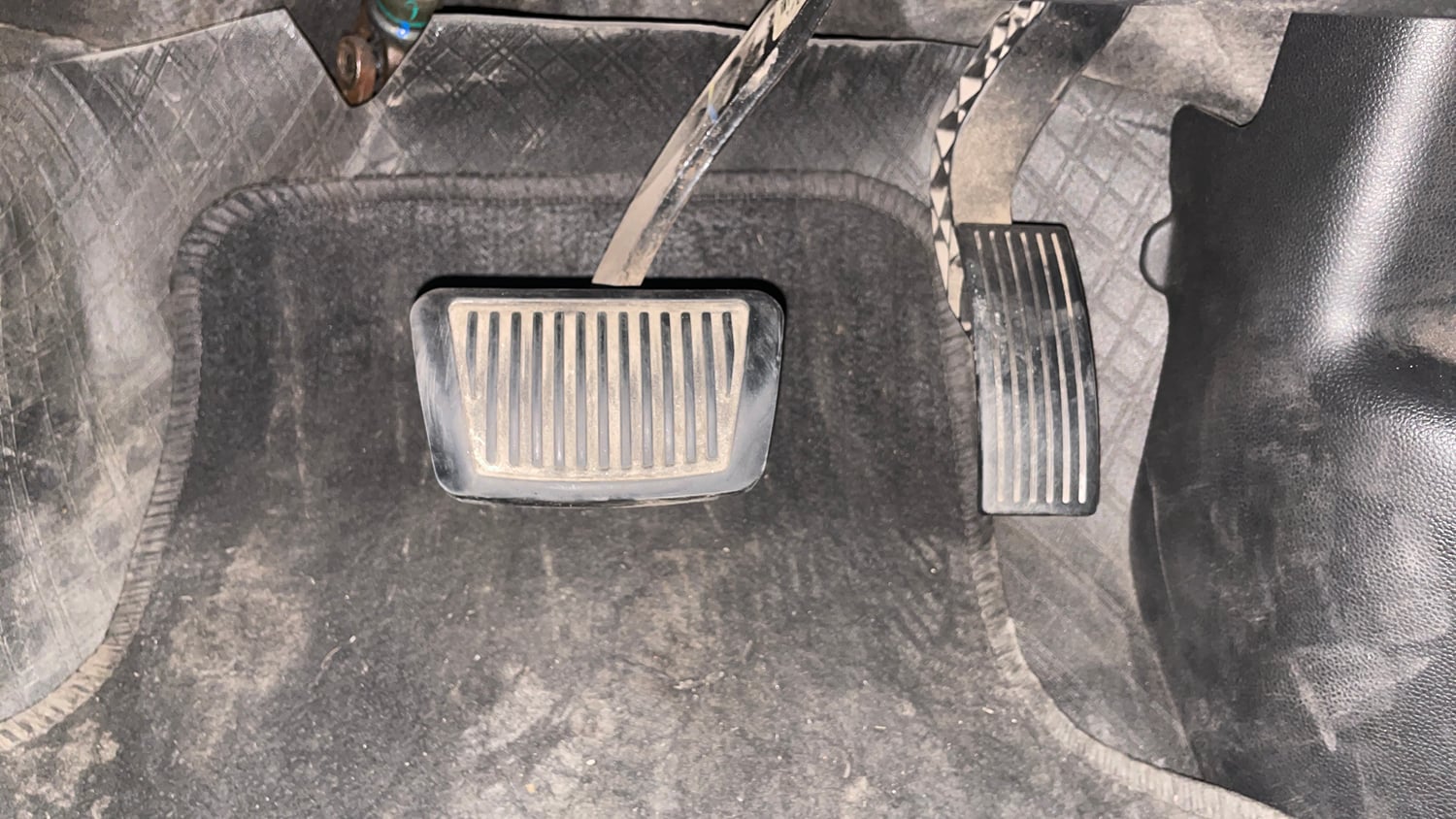 Used 2015 Hyundai Grand i10 Asta AT 1.2 Kappa VTVT Petrol Automatic interior PEDALS VIEW