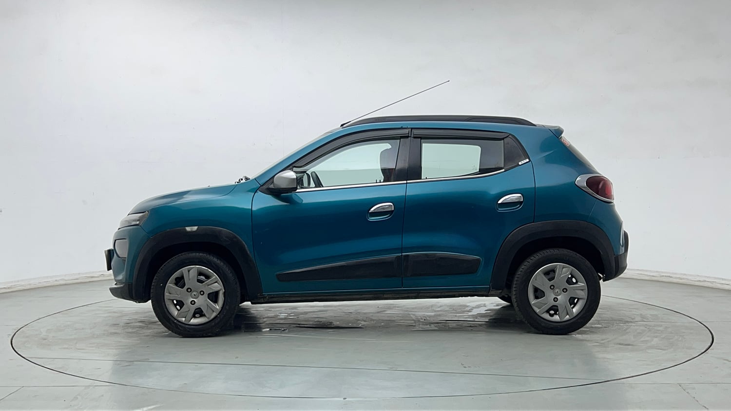 Used 2021 Renault Kwid RXT 1.0 AMT Opt Petrol Automatic exterior LEFT SIDE VIEW