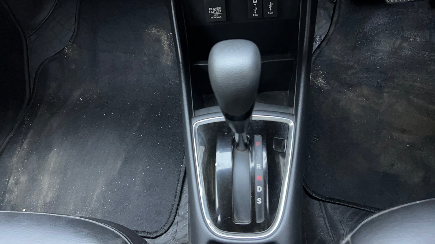 Used 2020 Honda Amaze Exclusive Edition CVT Petrol Petrol Automatic interior GEAR  KNOB VIEW
