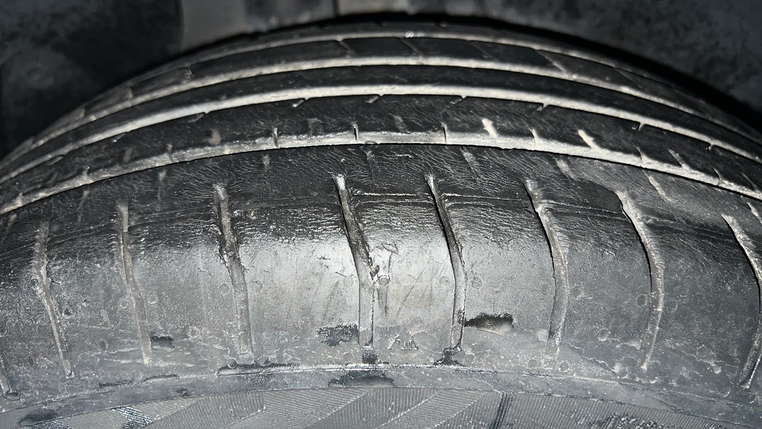 Used 2022 Hyundai Creta EX 1.5 Petrol Petrol Manual tyres RIGHT REAR TYRE TREAD VIEW