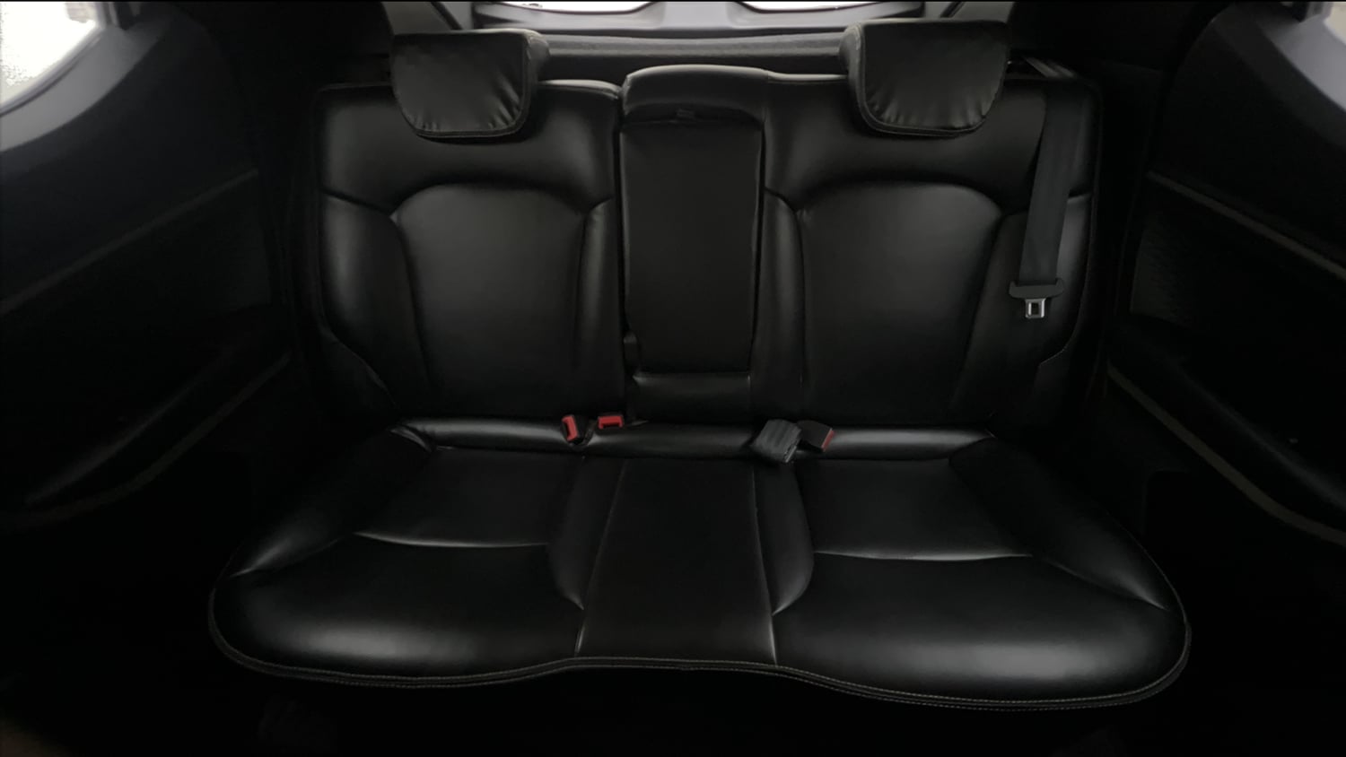 Used 2021 Renault Kiger RXZ MT Petrol Manual interior REAR SEAT CONDITION VIEW