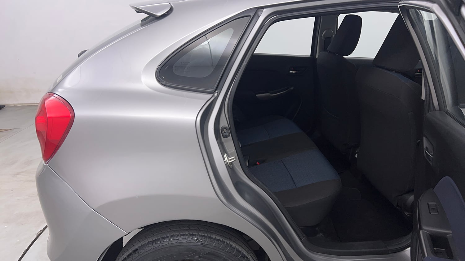 Used 2019 null Petrol Automatic interior RIGHT SIDE REAR DOOR CABIN VIEW