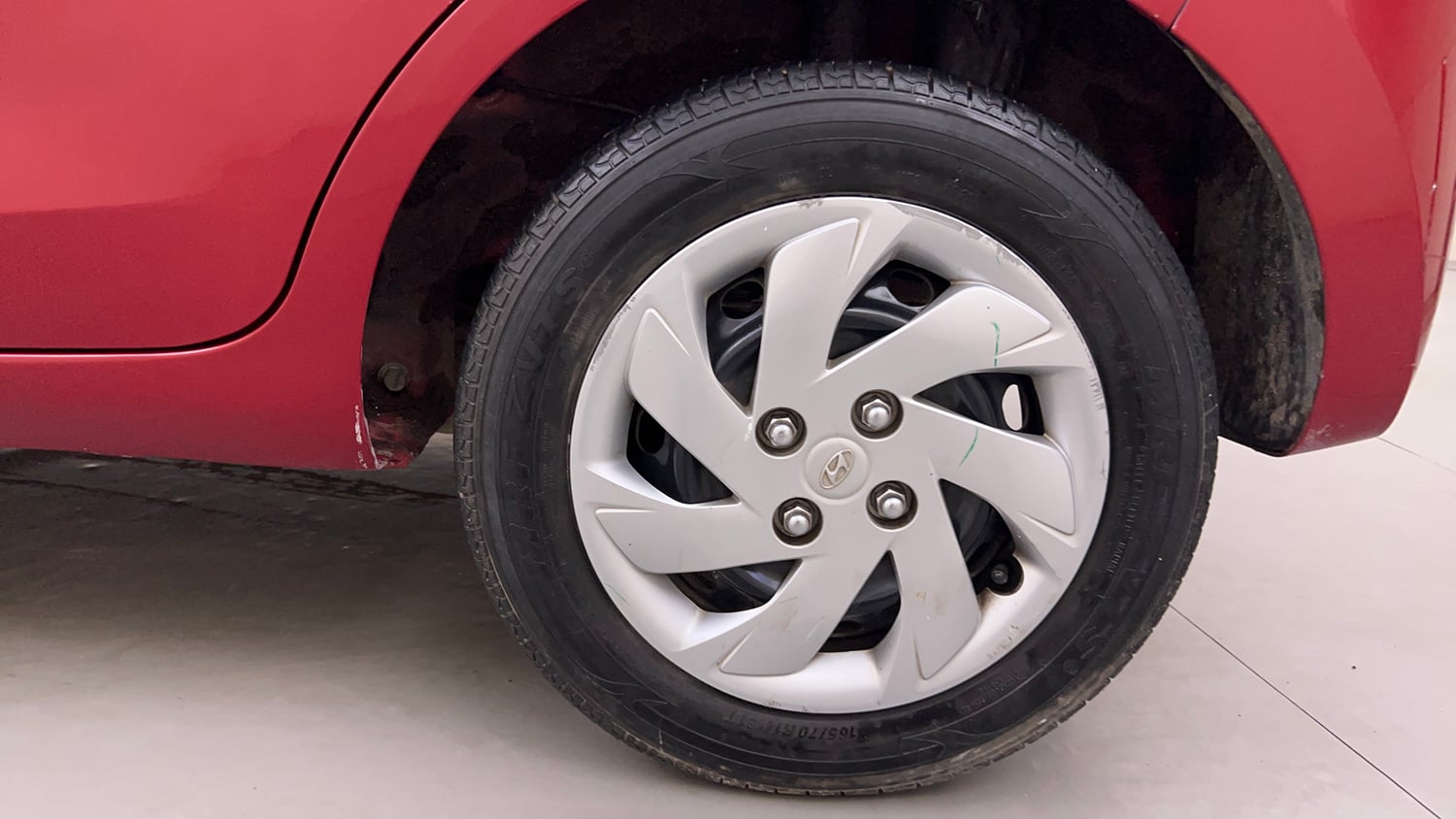 Used 2021 Hyundai Santro Sportz Petrol Manual tyres LEFT REAR TYRE RIM VIEW