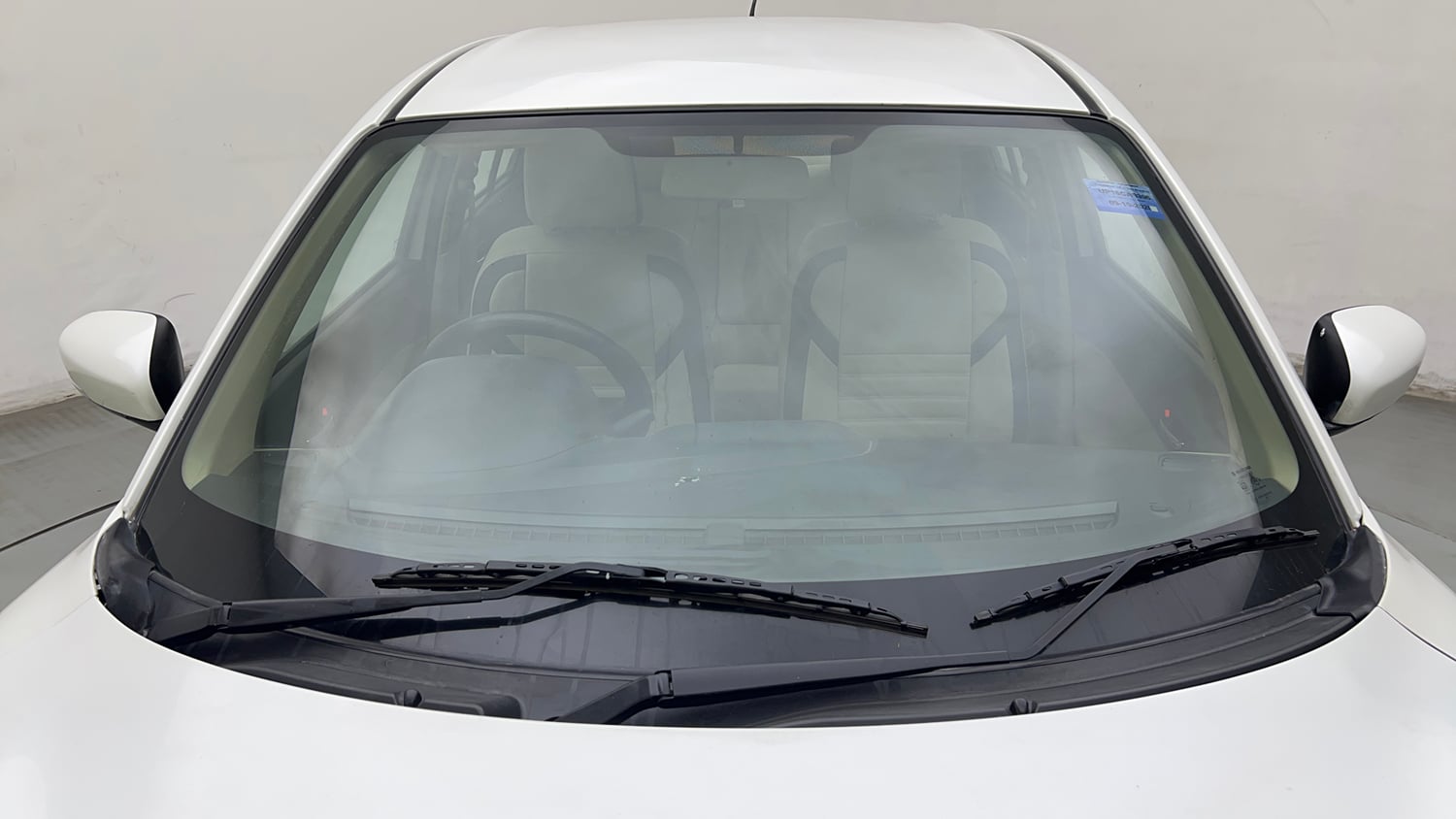Used 2018 Maruti Suzuki Dzire VXi Petrol Manual exterior FRONT WINDSHIELD VIEW