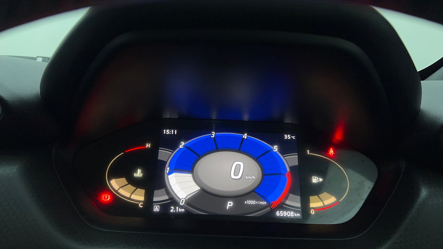 Used 2022 Nissan Magnite XV Premium Turbo CVT Petrol Automatic interior CLUSTERMETER VIEW