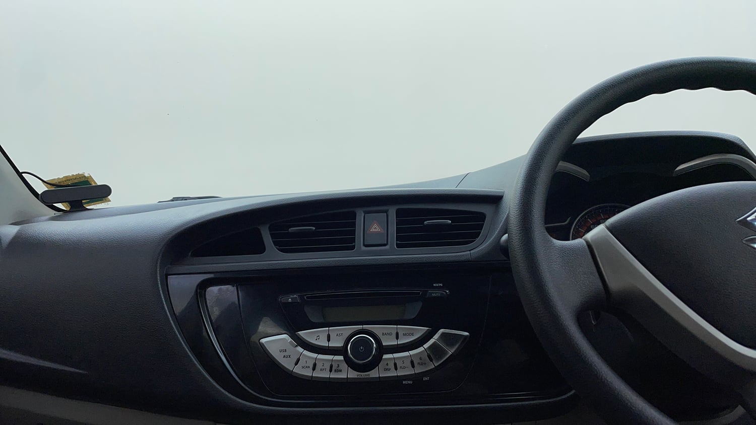Used 2015 Maruti Suzuki Alto K10 VXi AMT Petrol Automatic top_features Integrated (in-dash) music system