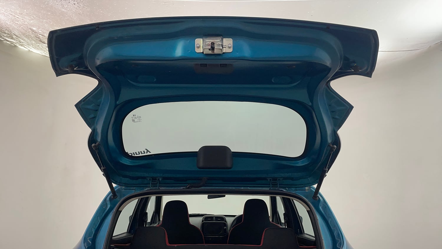 Used 2020 Renault Kwid RXT Petrol Manual interior DICKY DOOR OPEN VIEW