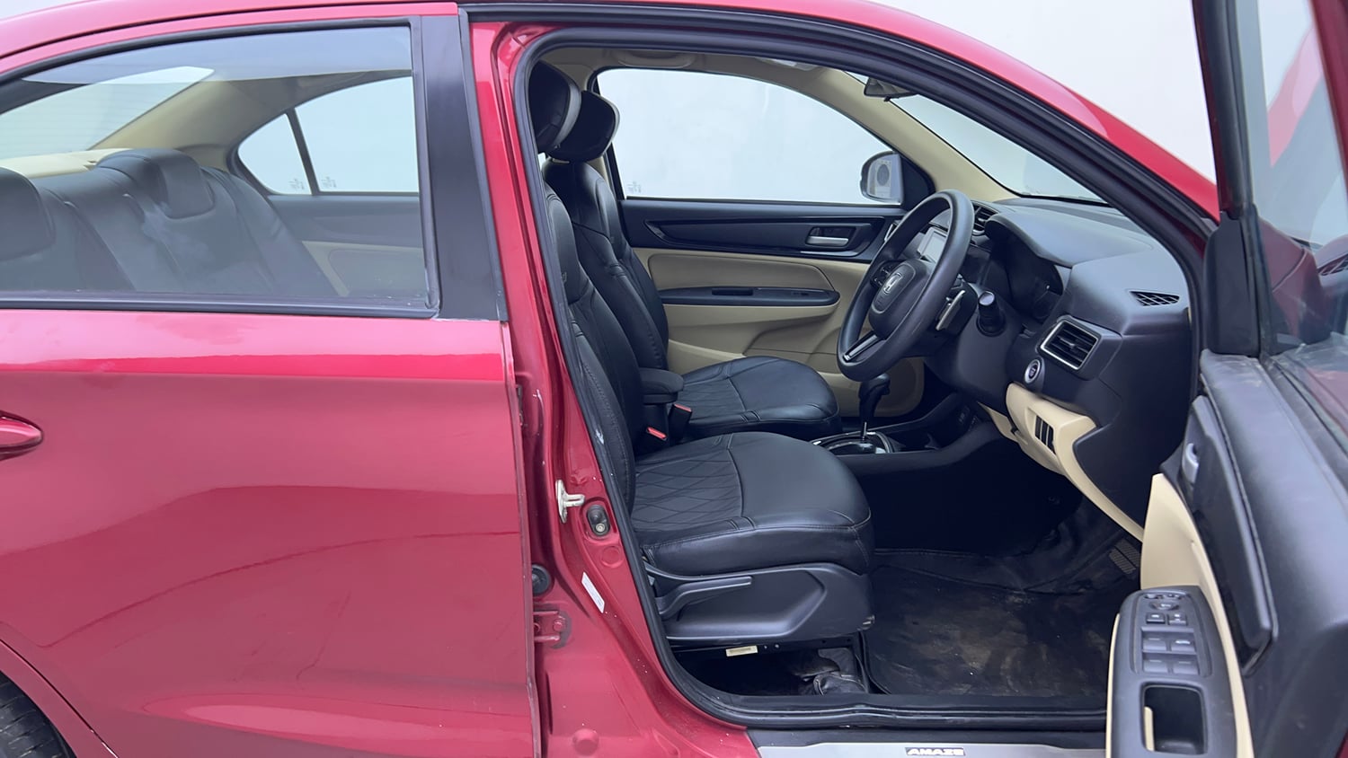 Used 2020 Honda Amaze Exclusive Edition CVT Petrol Petrol Automatic interior RIGHT SIDE FRONT DOOR CABIN VIEW