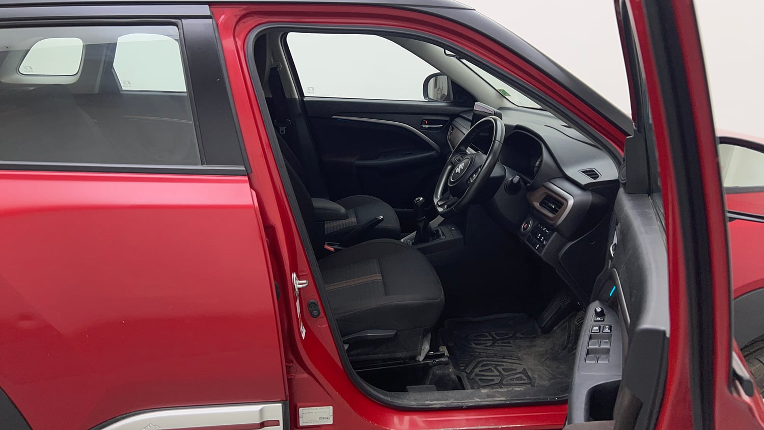Used 2024 Maruti Suzuki Brezza Zxi Plus Dual Tone Petrol Manual interior RIGHT SIDE FRONT DOOR CABIN VIEW