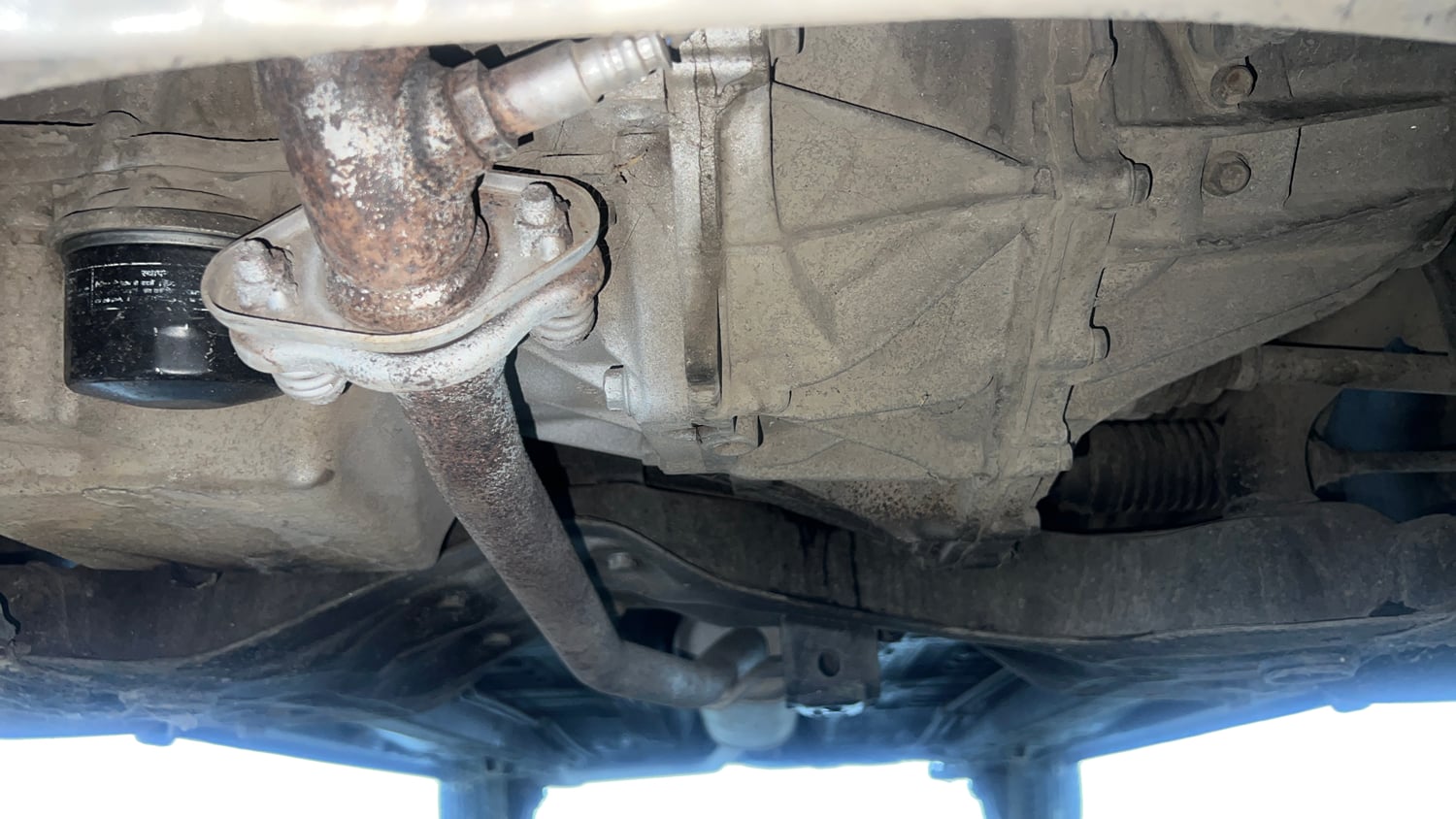 Used 2016 Maruti Suzuki Celerio ZXi AMT Petrol Automatic extra FRONT LEFT UNDERBODY VIEW