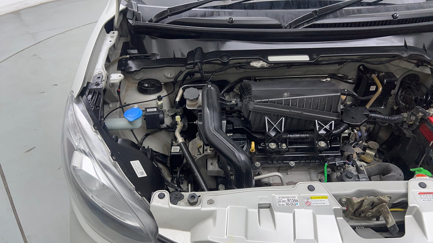 Used 2022 Maruti Suzuki Celerio ZXi Plus Petrol Manual engine ENGINE RIGHT SIDE VIEW