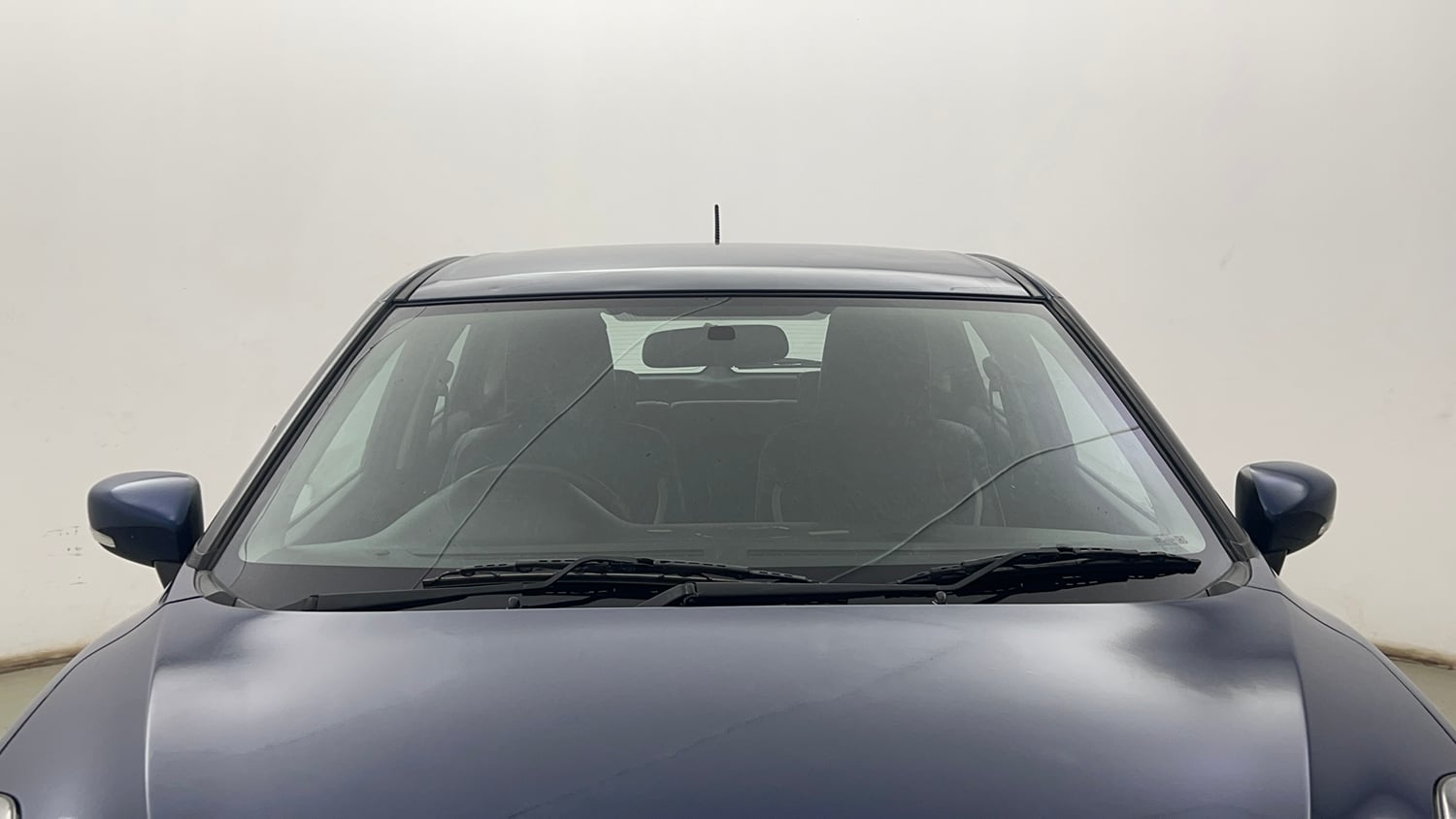 Used 2019 Maruti Suzuki Baleno Delta Petrol Manual exterior FRONT WINDSHIELD VIEW