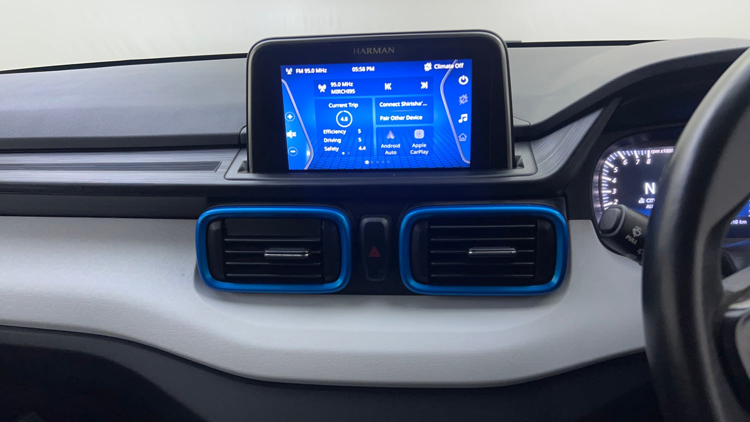 Used 2022 Tata Punch Creative AMT Petrol Automatic top_features Touch screen infotainment system