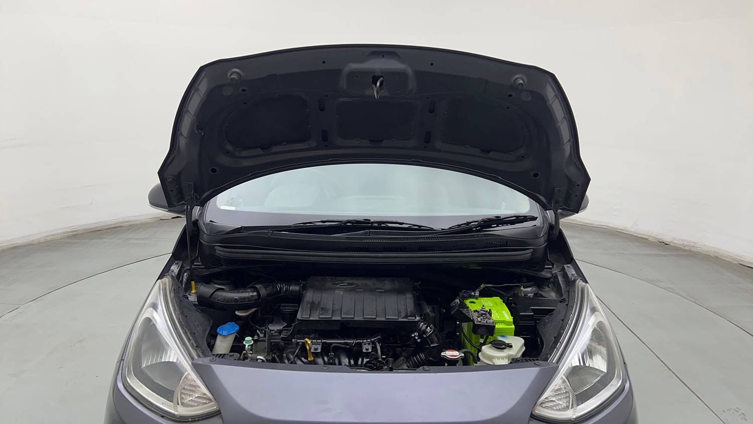 Used 2017 Hyundai Xcent SX Petrol Manual engine ENGINE & BONNET OPEN FRONT VIEW